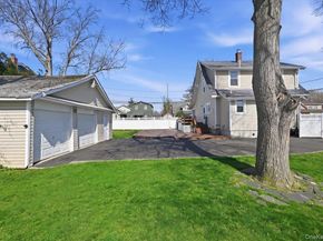 197 S 4th Street, Lindenhurst NY 11757