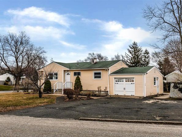 2502 Race Avenue, Medford NY 11763