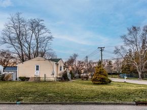 2502 Race Avenue, Medford NY 11763