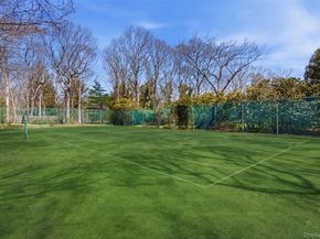 6 Oakland Lane, East Quogue NY 11942