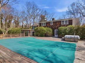 6 Oakland Lane, East Quogue NY 11942