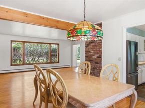 6 Oakland Lane, East Quogue NY 11942
