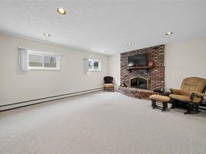 41 Winter Lane, Hicksville NY 11801