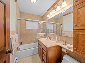 41 Winter Lane, Hicksville NY 11801