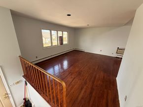 51 Manor Road, Valley Stream NY 11580