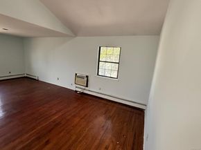 51 Manor Road, Valley Stream NY 11580