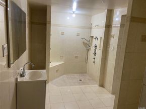 193-55 85th Road, Holliswood NY 11423