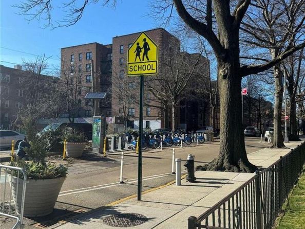 33-53 Junction Boulevard, Jackson Heights NY 11372