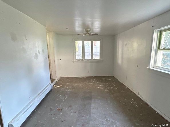 110 Cedar Road, Inwood NY 11096