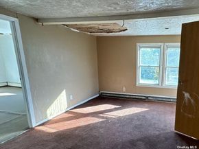 110 Cedar Road, Inwood NY 11096