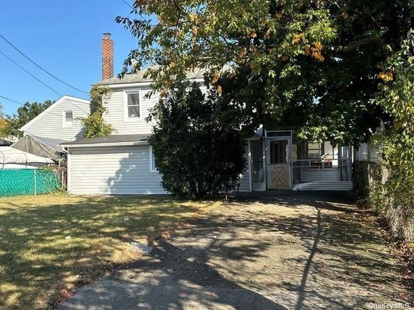 110 Cedar Road, Inwood NY 11096