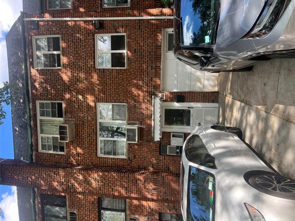 34-25 24 Street, Long Island City NY 11101