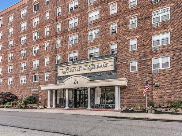 370 Broadway 4J, Long Beach NY 11561