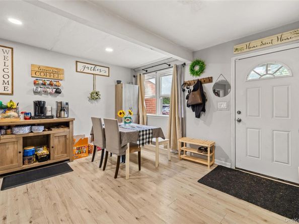 1632 N Thompson Drive, Bay Shore NY 11706