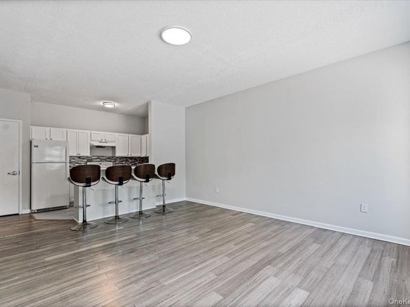 221 Beach 80th Street 1G, Far Rockaway NY 11693