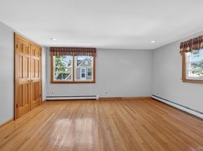 88 Philadelphia Avenue, Massapequa Park NY 11762