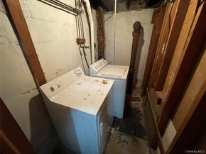 185 Seward Street, West Babylon NY 11704