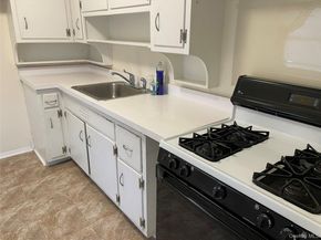 185 Seward Street, West Babylon NY 11704