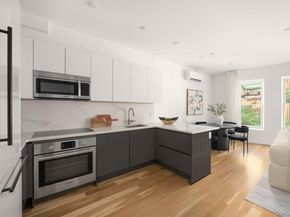 256 W 88TH Street PH, New York (Manhattan) NY 10024
