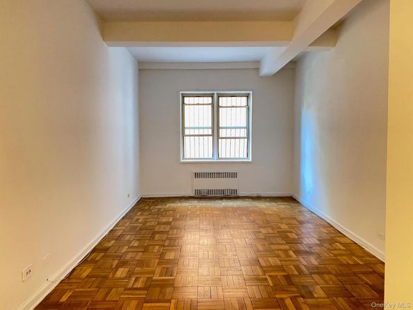 67-25 Clyde Street 1K, Forest Hills NY 11375