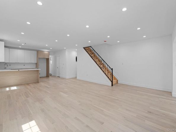 13764 Westgate Street, Springfield Gardens NY 11413