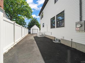 149 Fendale Street, Franklin Square NY 11010