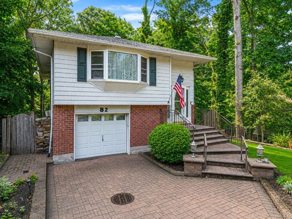 82 Sheppard Lane, Nesconset NY 11767