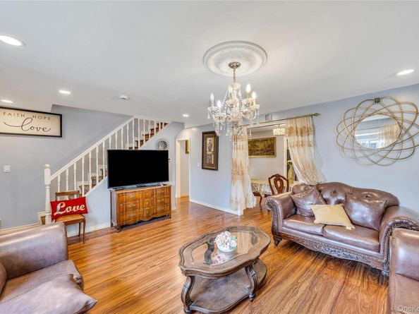 178 Warwick Road, Elmont NY 11003