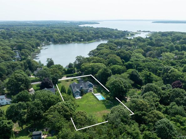 1430 Marratooka Road, Mattituck NY 11952