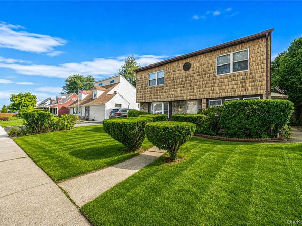 2439 2nd Street, East Meadow NY 11554