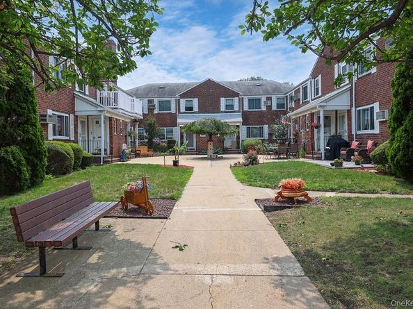 247-28 76th Avenue A, Bellerose NY 11426