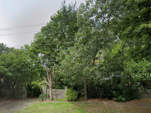 Undisclosed Address #1028630, Patchogue NY 11772