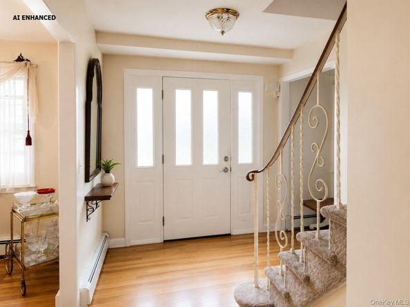 8 Skyview Lane, Stony Brook NY 11790