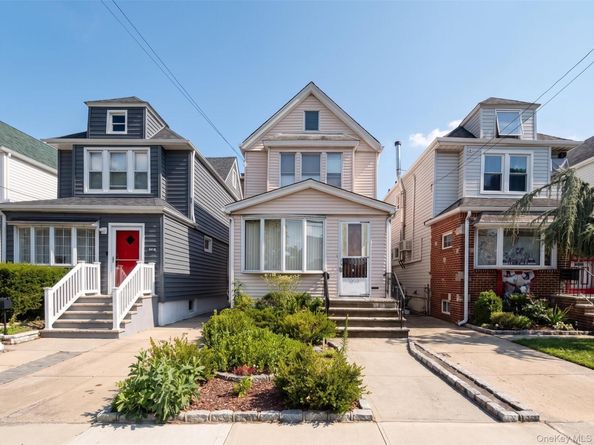 6424 80th Avenue, Ridgewood NY 11385
