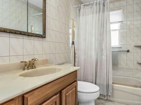 22 Beach Avenue, Copiague NY 11726