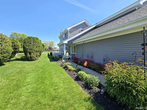 377 Quarry Pond Court, Moriches NY 11955