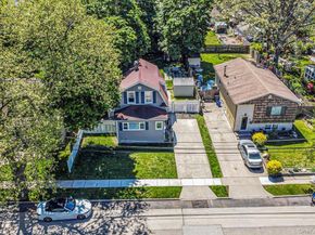 42 Willow Avenue, Freeport NY 11520