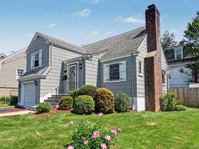 13 Lorenz Avenue, New Rochelle NY 10801