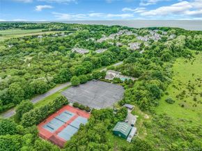 3402 Willow Pond Drive, Riverhead NY 11901