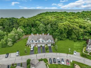 3402 Willow Pond Drive, Riverhead NY 11901