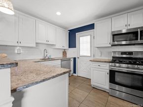 52 S Larry Road, Selden NY 11784