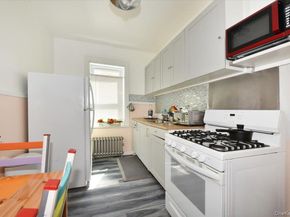 21815 100th Avenue, Queens Village NY 11429