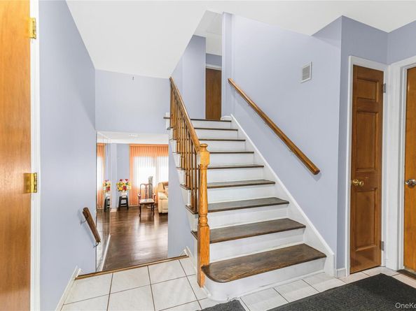 25 Jody Lane, Yonkers NY 10701