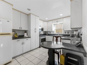 25 Jody Lane, Yonkers NY 10701