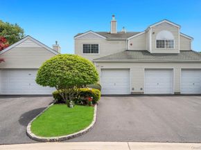 194 Gothic Circle, Manorville NY 11949