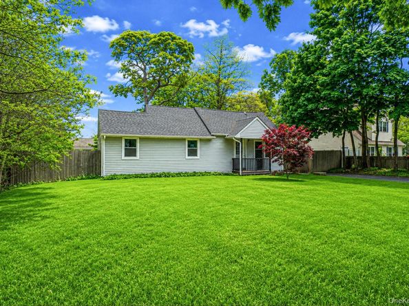 113 Huguenot Drive, Mastic Beach NY 11951