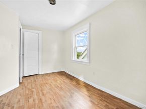 85-36 112th Street, Richmond Hill NY 11418