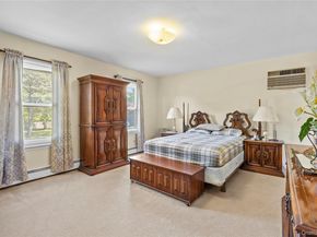 8 Lisa Court, Medford NY 11763