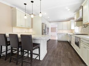 2864 Saint Johns Road, Oceanside NY 11572
