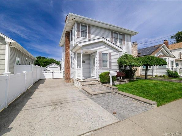 2864 Saint Johns Road, Oceanside NY 11572